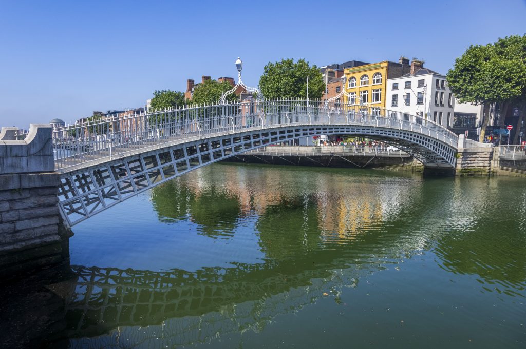 Dublin Travel Blog Ha'penny Bridge, River Liffey
