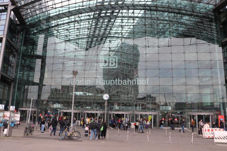 Berlin Hauptbahnhof Railway Station