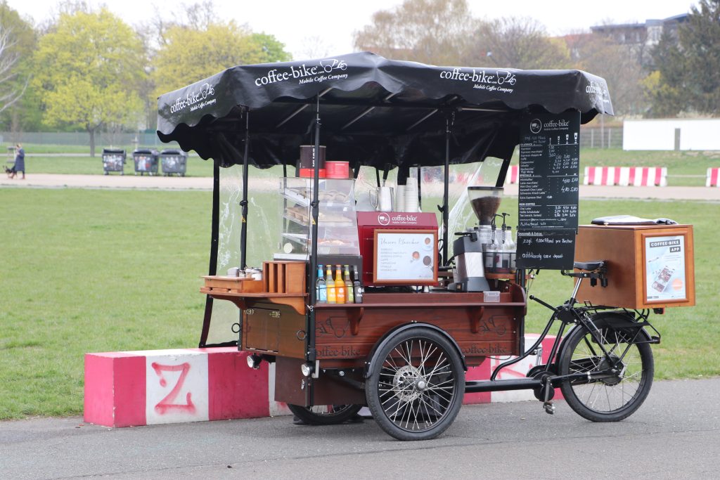 Tempelhofer Feld, Drinks, Berlin