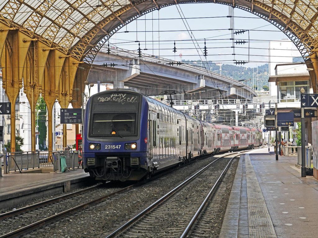 Nice Railways Station, Travel Blog, France