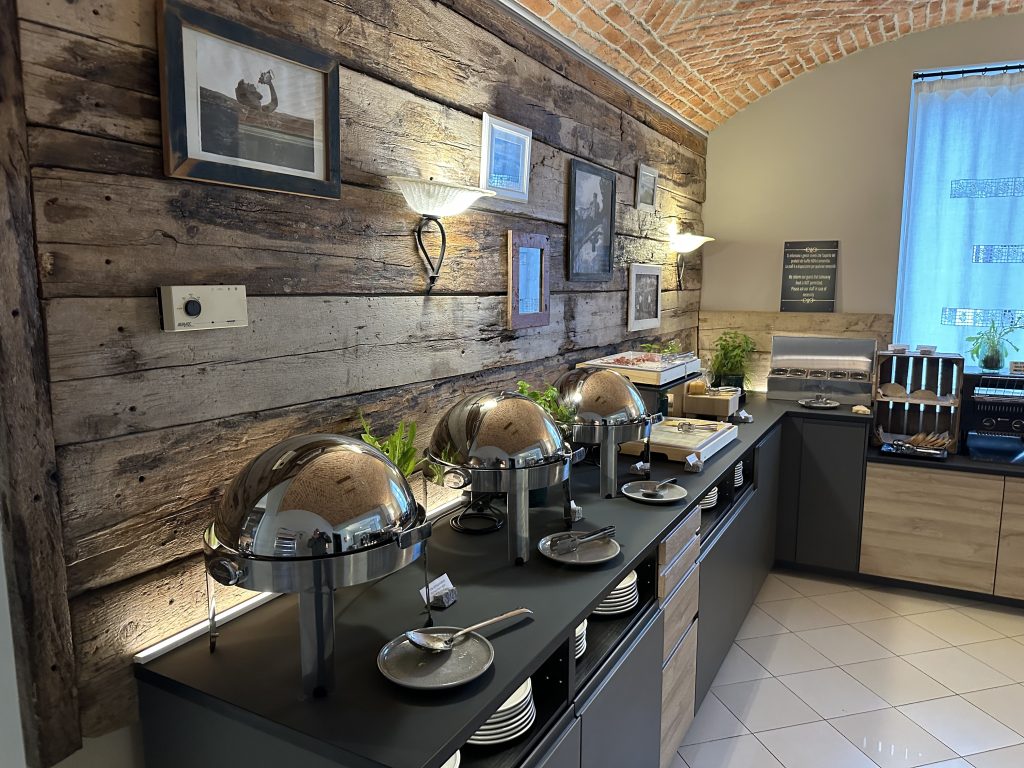 Hotel Benaco - Breakfast