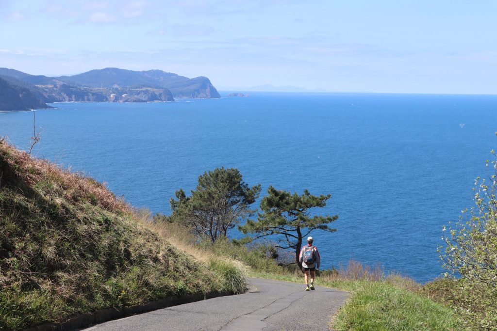 Walking to Gaztelugatxe from Bakio