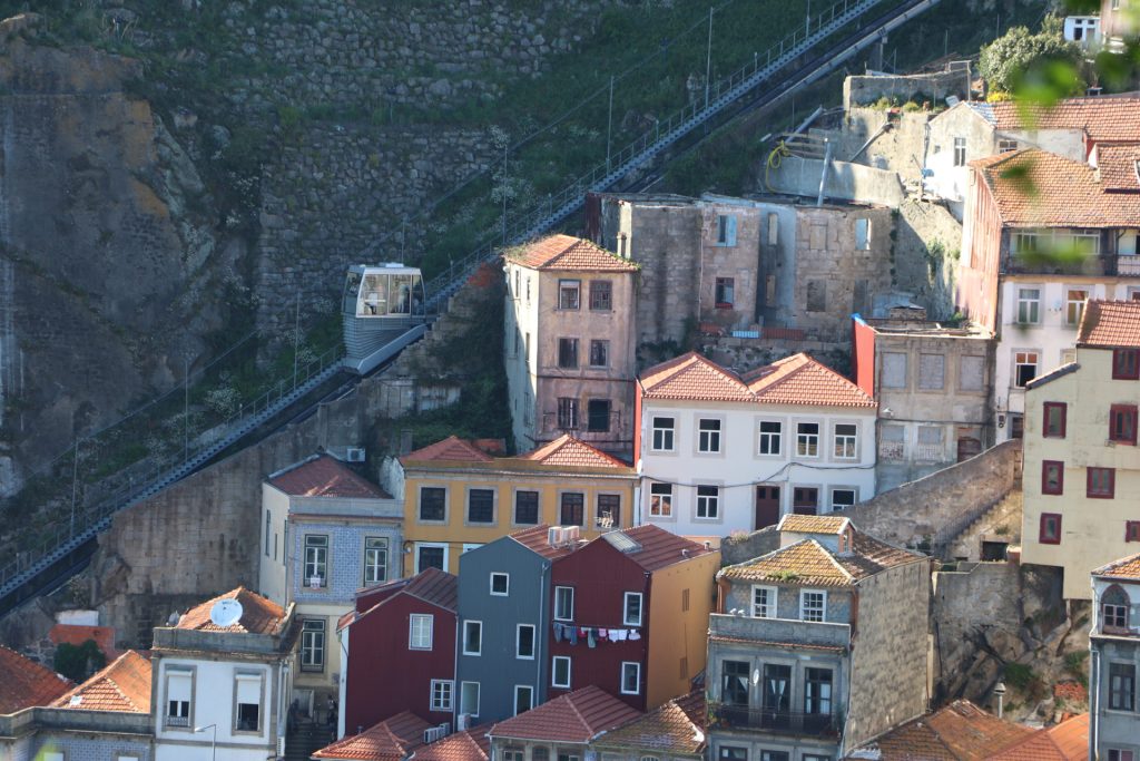 Funicular Dos Guindais, Porto