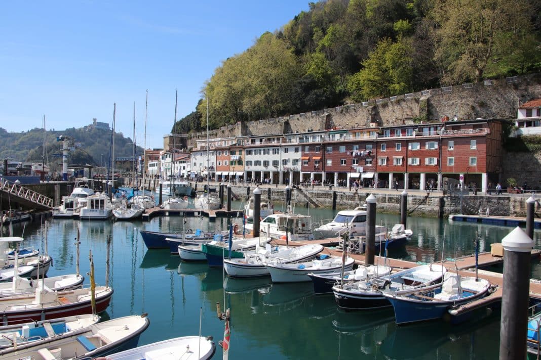 Harbour-at-San-Sebastian Harbour-at-San-Sebastian