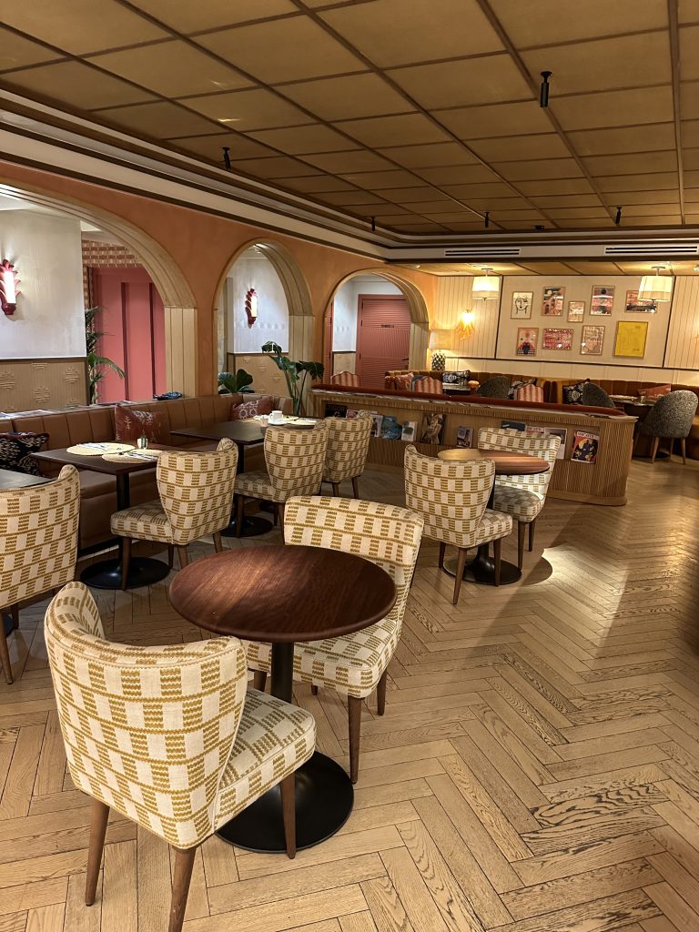 Hotel De Silhouette Restaurant