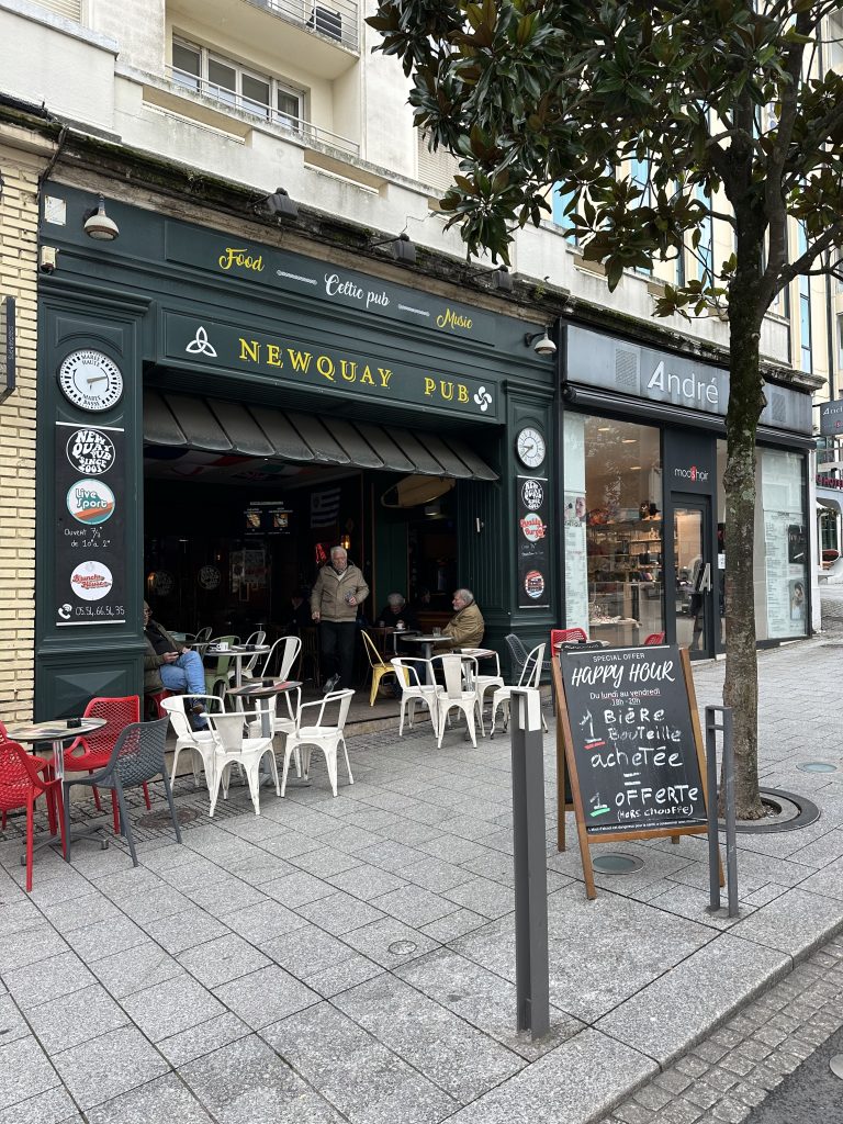 Newquay Pub