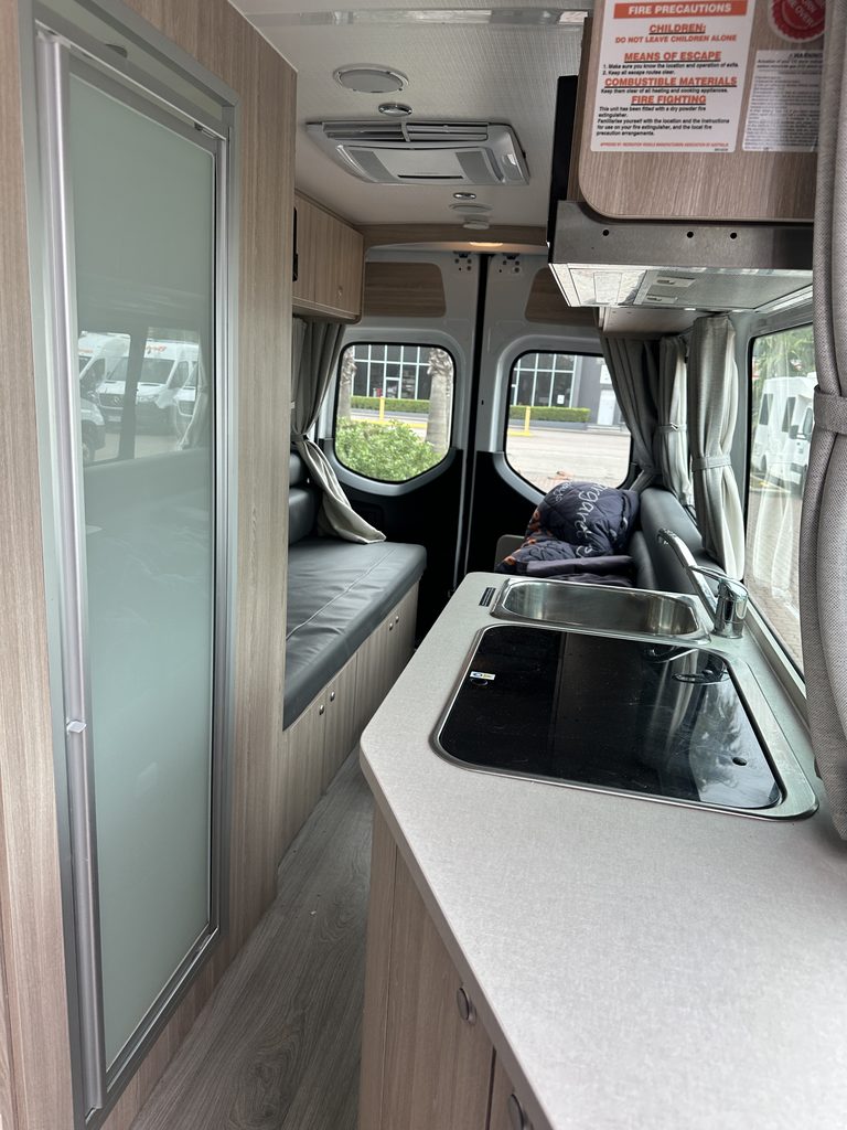 Maui Motorhome Interior